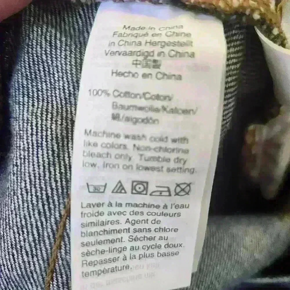 Madewell Slight Distressed Classic High Rise Straight Leg Jeans. Size 27 - Picture 7 of 8